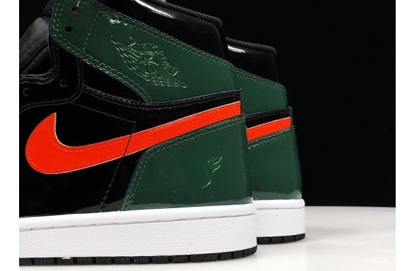 Air High  AV3905 Family 038 SoleFly Jordan 1 Retro 286 'Art NewStyle x 038 Friends OG AV3905 Basel' and 0520